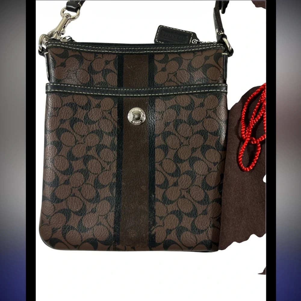 Coach‎ Signature Heritage Stripe North South Swingpack Crossbody w/ Dust Bag